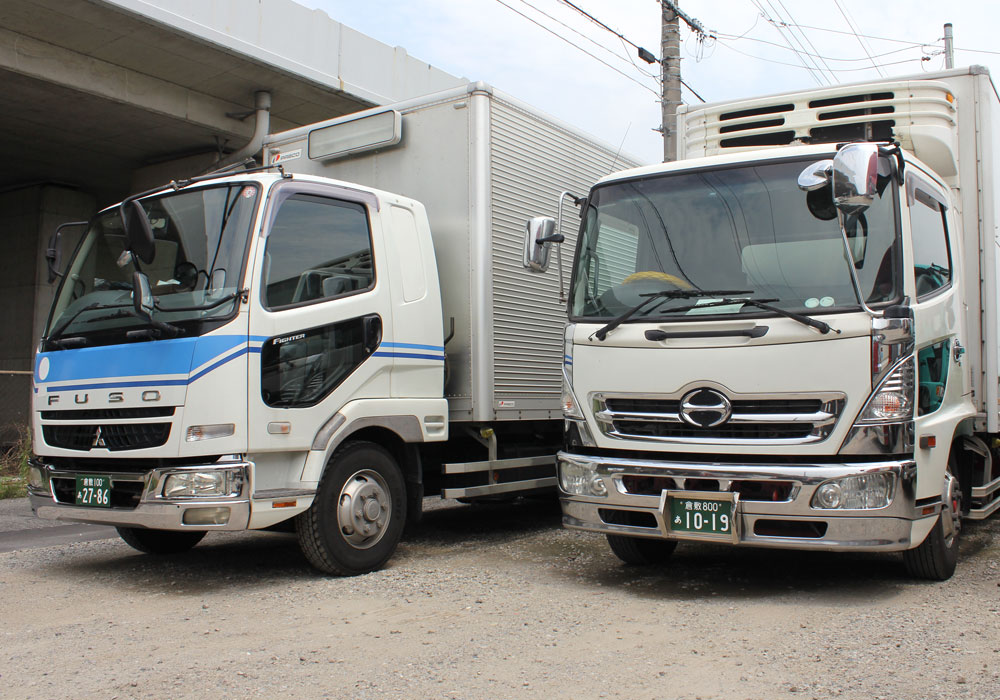 boshu-img-01 中型トラック
